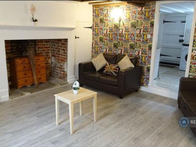 House for rent in St. Mildred's, The Bridge