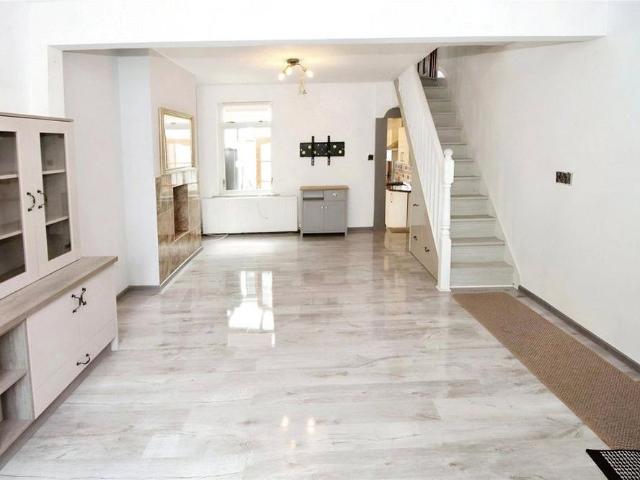 House for rent in Cauldwell, Bedford