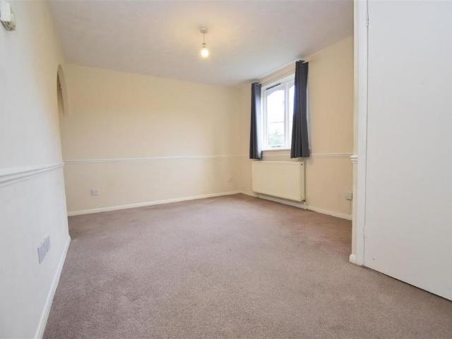 House for rent in Stroud Green, Barling