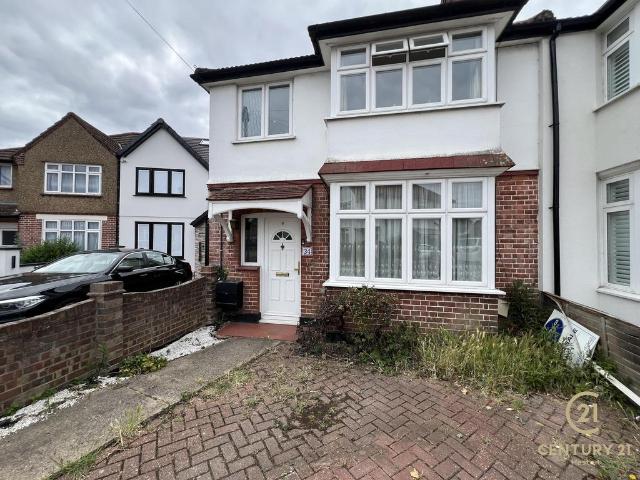 House for rent in London Borough of Hounslow, Greater London