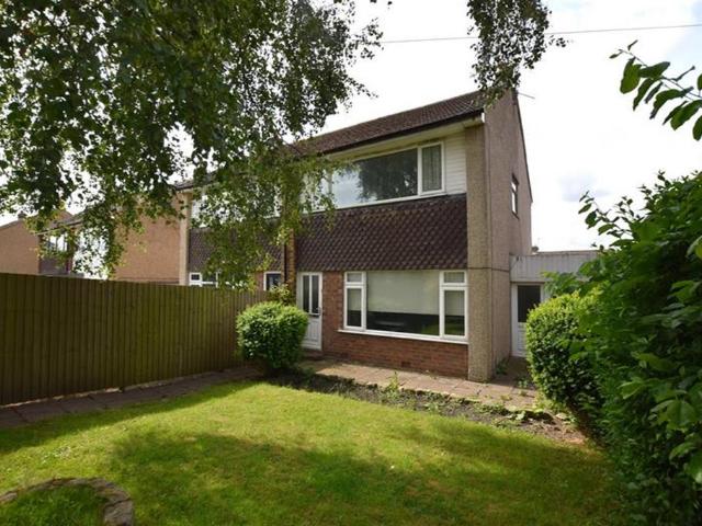 House for rent in Charlesworth, East Midlands