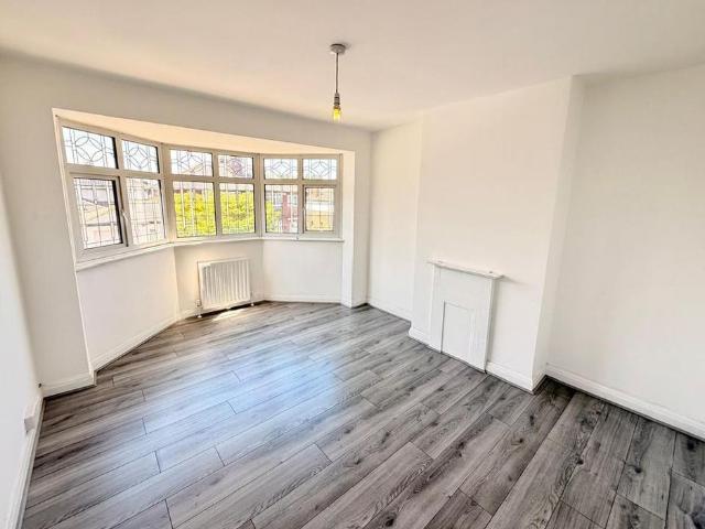 House for rent in Primley Park, Alwoodley