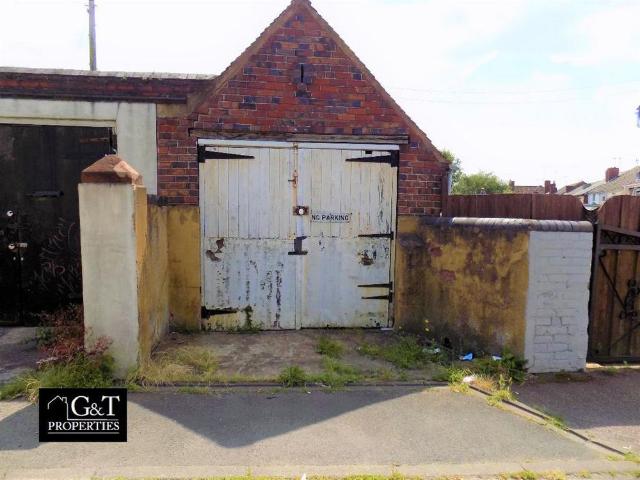 House for rent in Dudley Fields, Pensnett