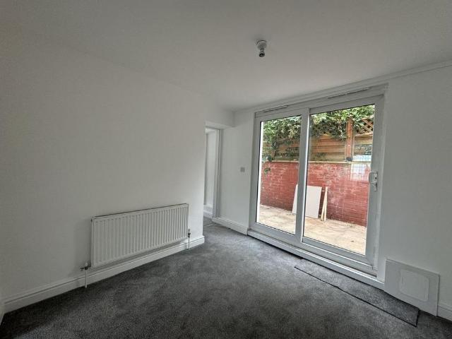 House for rent in Loundsley Green, East Midlands