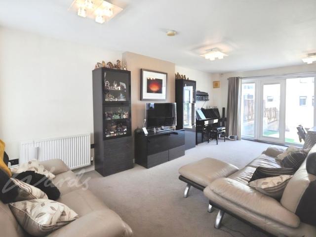 House for rent in Worcester Park Estate, Monks Orchard