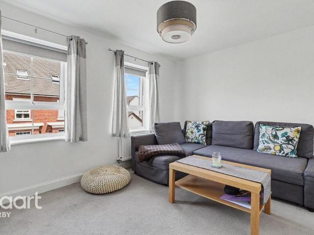 House for rent in Highfields, Egginton