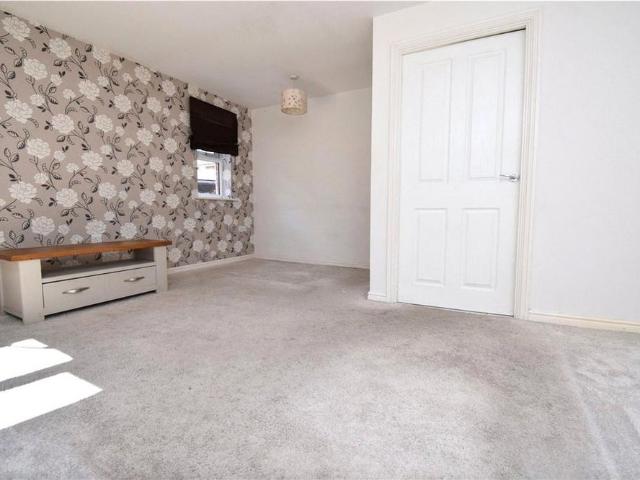 House for rent in Cove West Heath, Rushmoor