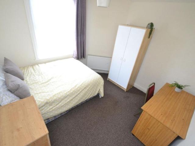 House for rent in Lady Bay, Barton In Fabis