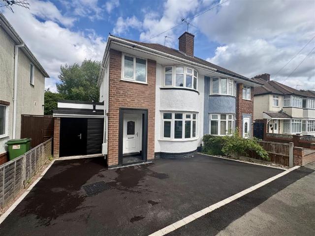 House for rent in Woodsetton, Coseley