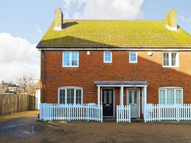 House for rent in Camber, Rother