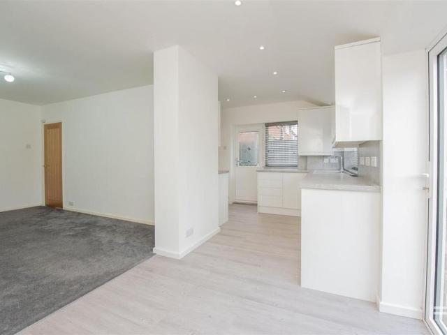 House for rent in Hulton Lane Ends, Lee Bank