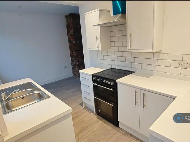House for rent in Woodbank Estate, Portwood