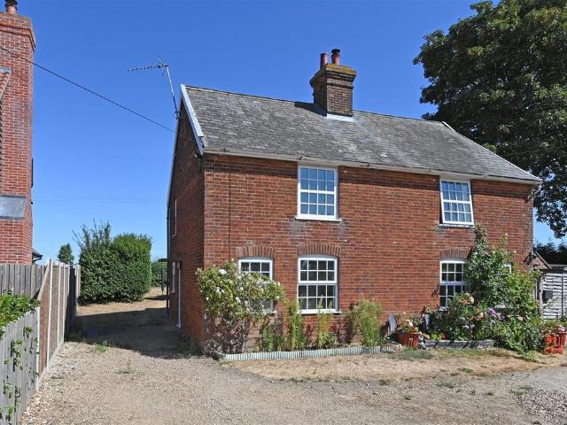 House for rent in Shop Corner, Chelmondiston