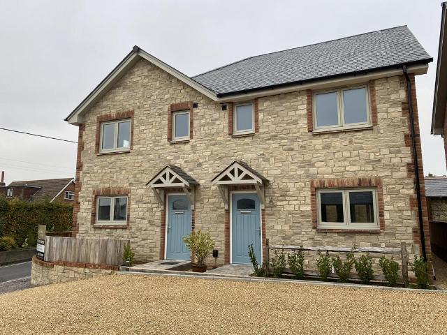 House for rent in Havenstreet, Isle Of Wight