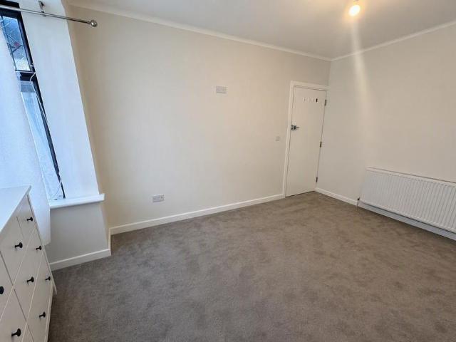 House for rent in Black Lake, Hill Top