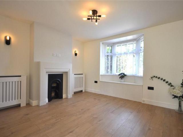 House for rent in Holloway Hill, Fole