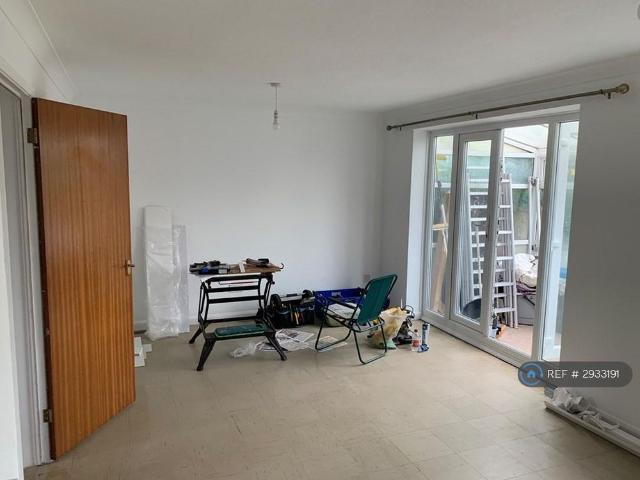 House for rent in Studd Hill, The Bridge