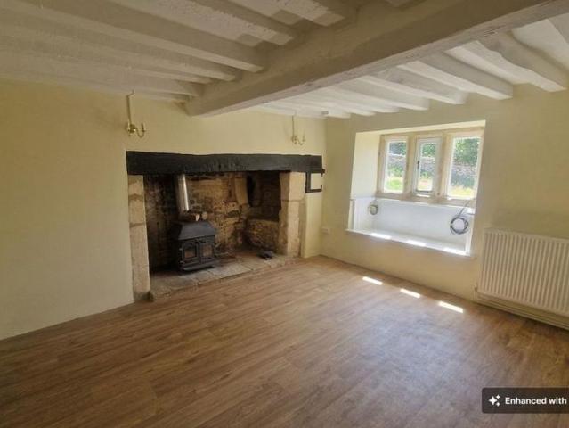 House for rent in Stroud, School House