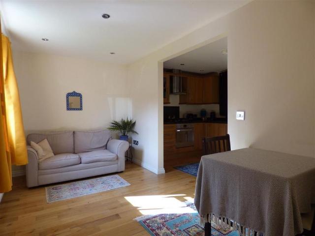 House for rent in Maitland Park, Greater London
