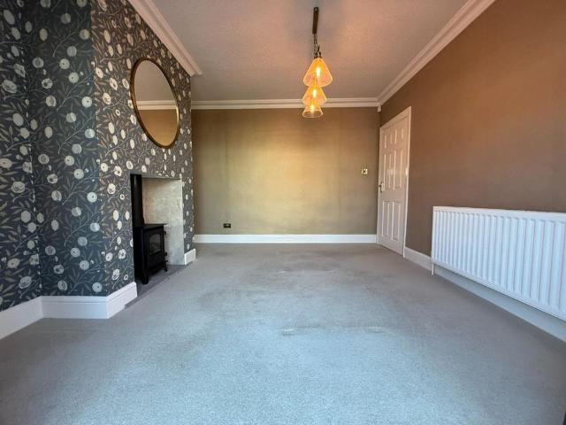 House for rent in Hanging Heaton, Dewsbury