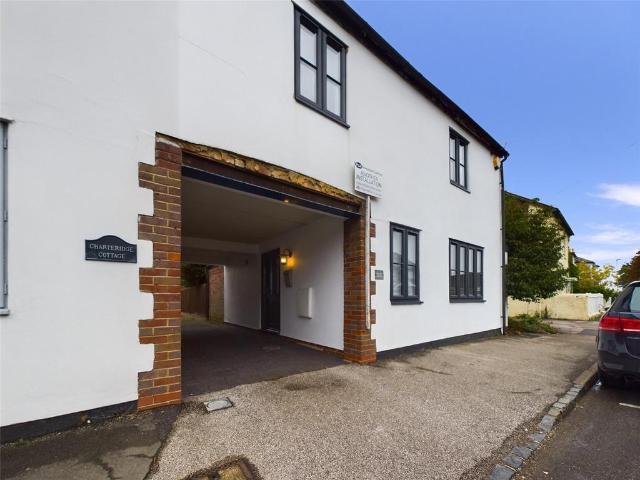 House for rent in Emmington, Berrick Salome