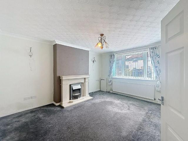 House for rent in Clubmoor, Calderstones