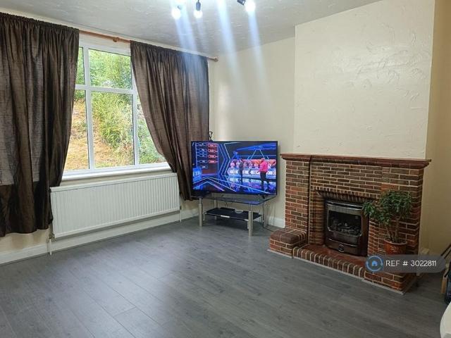 House for rent in London Borough of Croydon, Greater London
