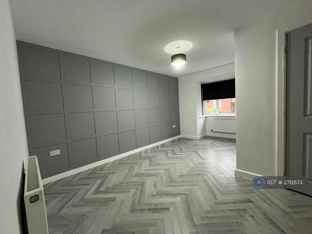 House for rent in Bradshaw, Lee Bank