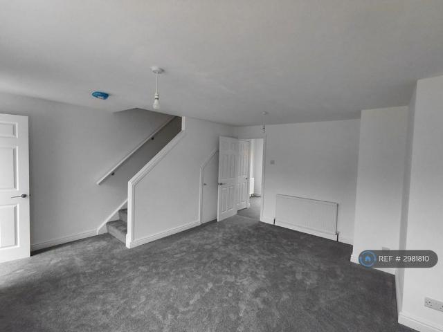 House for rent in Hallcroft, Costhorpe