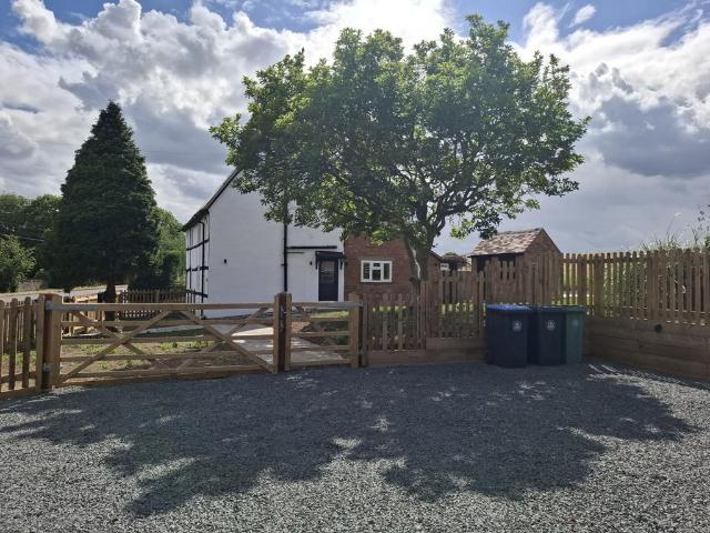 House for rent in Alderminster, Warwickshire