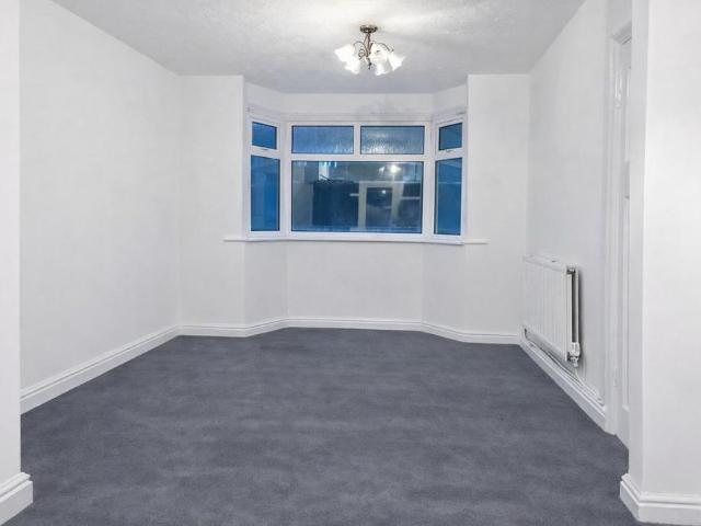 House for rent in Oldbury, West Midlands