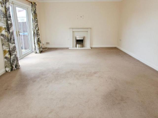 House for rent in Caldermill, East Midlands