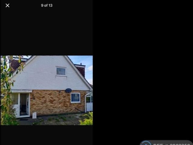 House for rent in Warley Town, West Yorkshire