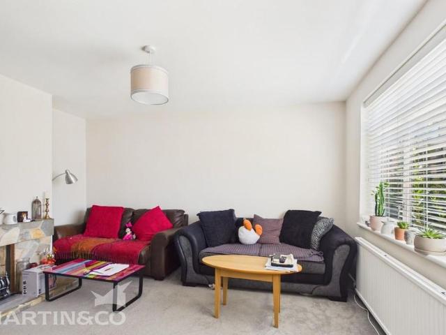 House for rent in Hawkenbury, Sandown Park