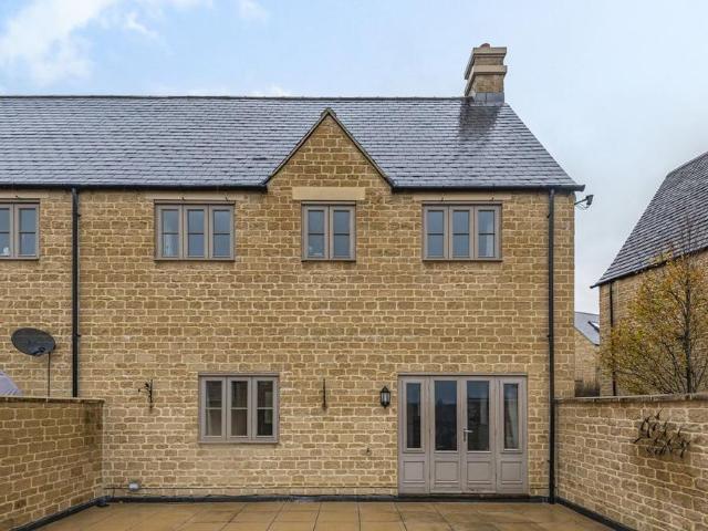 House for rent in Fossebridge, Gloucestershire
