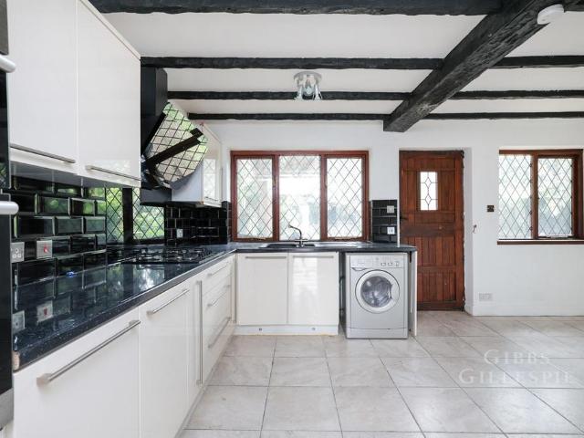 House for rent in Denham