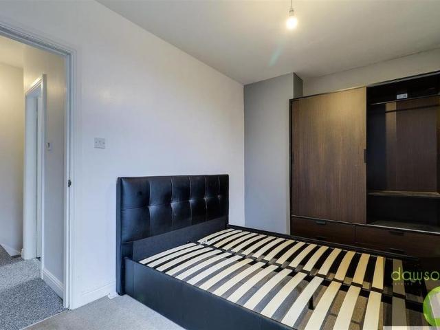 House for rent in Hove Edge, Hipperholme