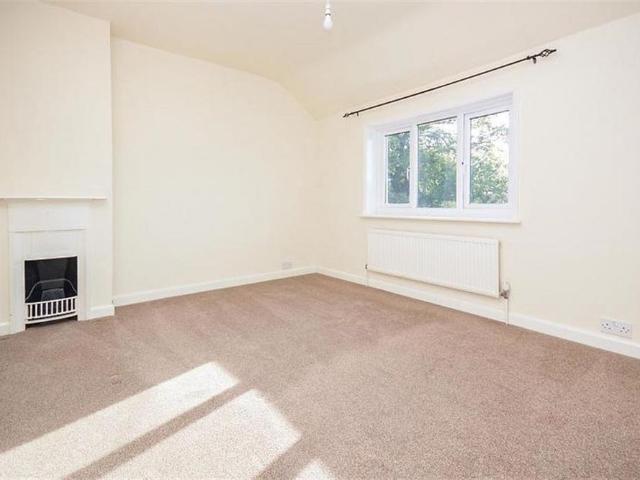 House for rent in Chipping Hill, Essex