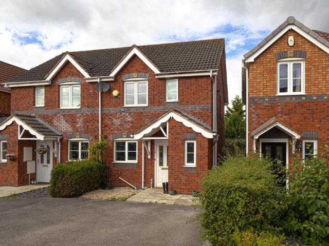 House for rent in Cuddington, Cheshire