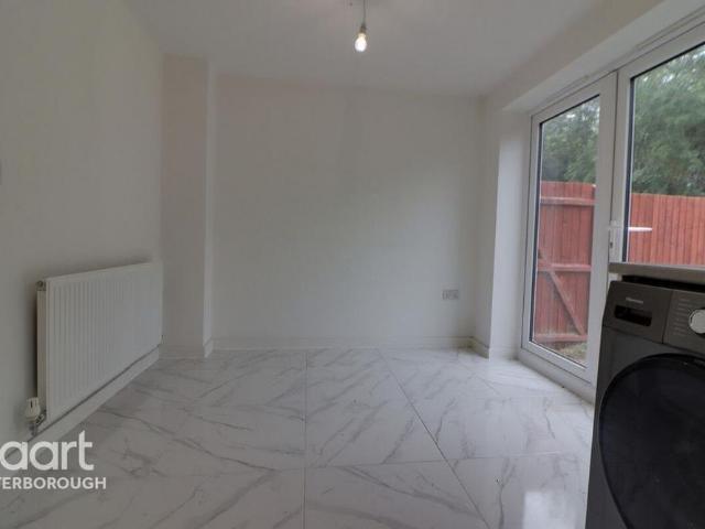 House for rent in Cardea, Peterborough