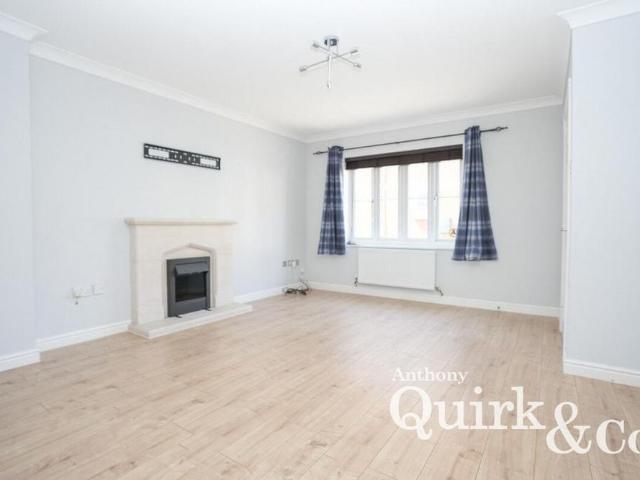 House for rent in Noak Bridge, Essex
