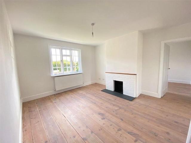 House for rent in Capel, Sandown Park