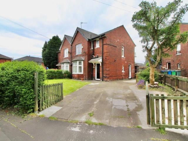 House for rent in Sudden, Burnedge