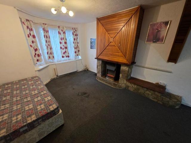 House for rent in Biscot, Luton