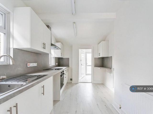 House for rent in Central Swindon North, Stratton St. Margaret