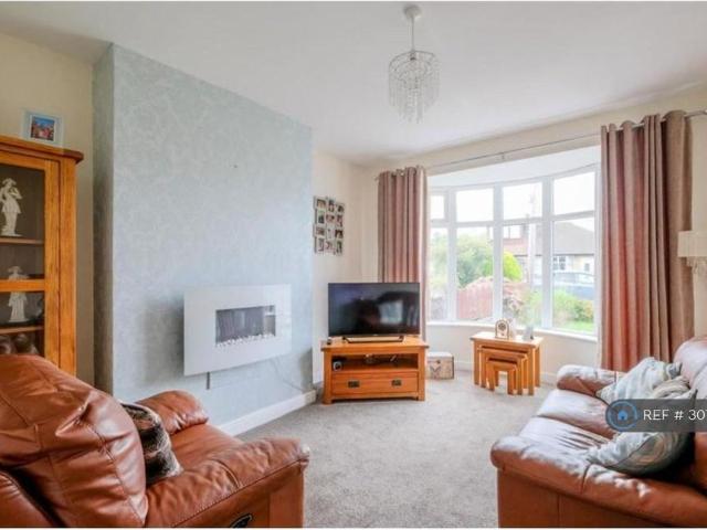 House for rent in Lower Grange, Bradford