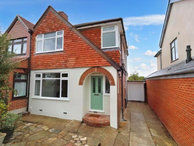 House for rent in Old Malden, Greater London