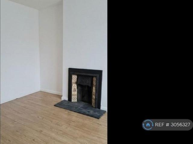 House for rent in London Borough of Sutton, Greater London