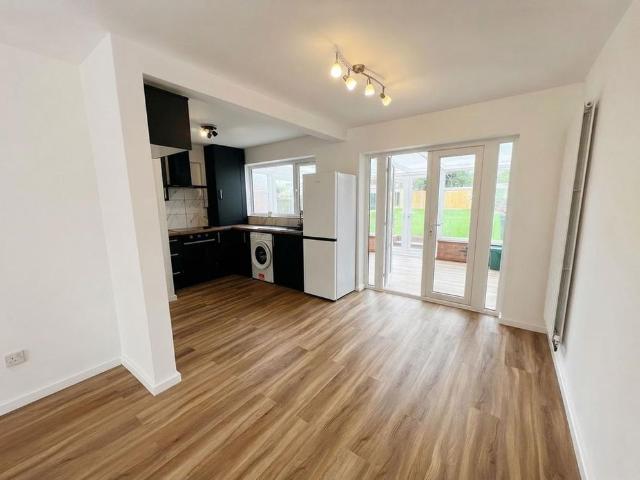 House for rent in New Bilton, Warwickshire