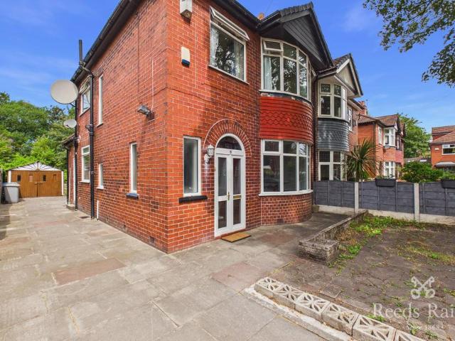 House for rent in Gorse Hill, Trafford Park